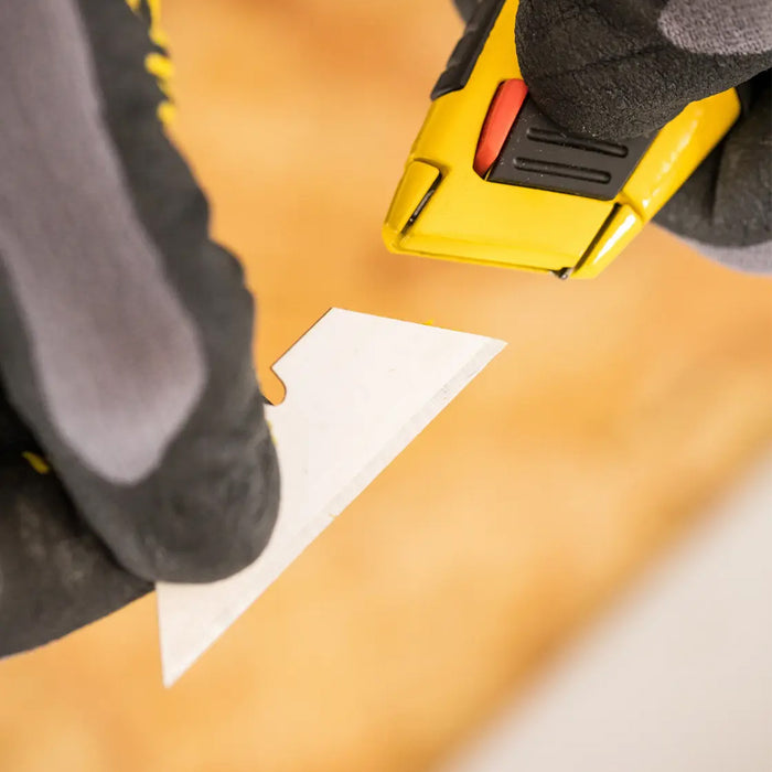 Cutter FATMAX® à lame rétractable InstantChange + 5 lames – STANLEY