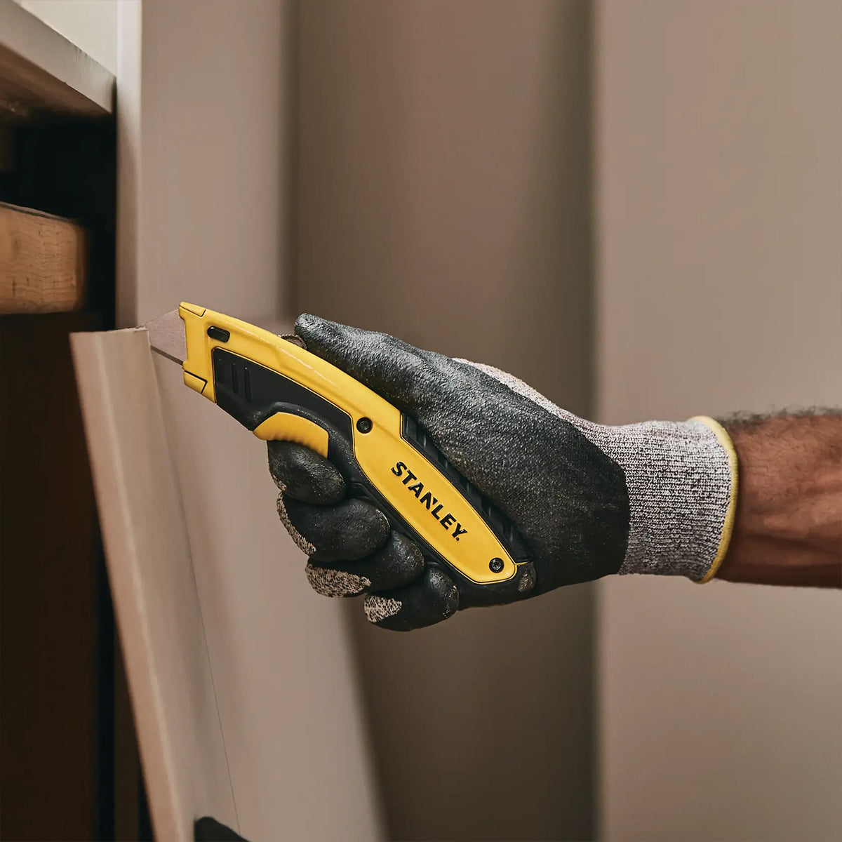Cutter Premium à lame rétractable 5 positions – STANLEY
