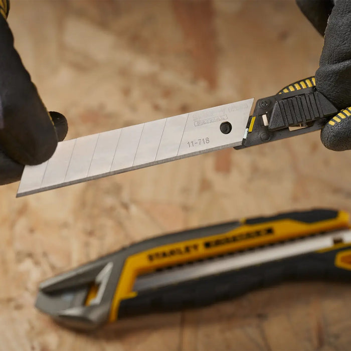 Lames de cutter sécables FATMAX® – 18 / 25 mm – STANLEY