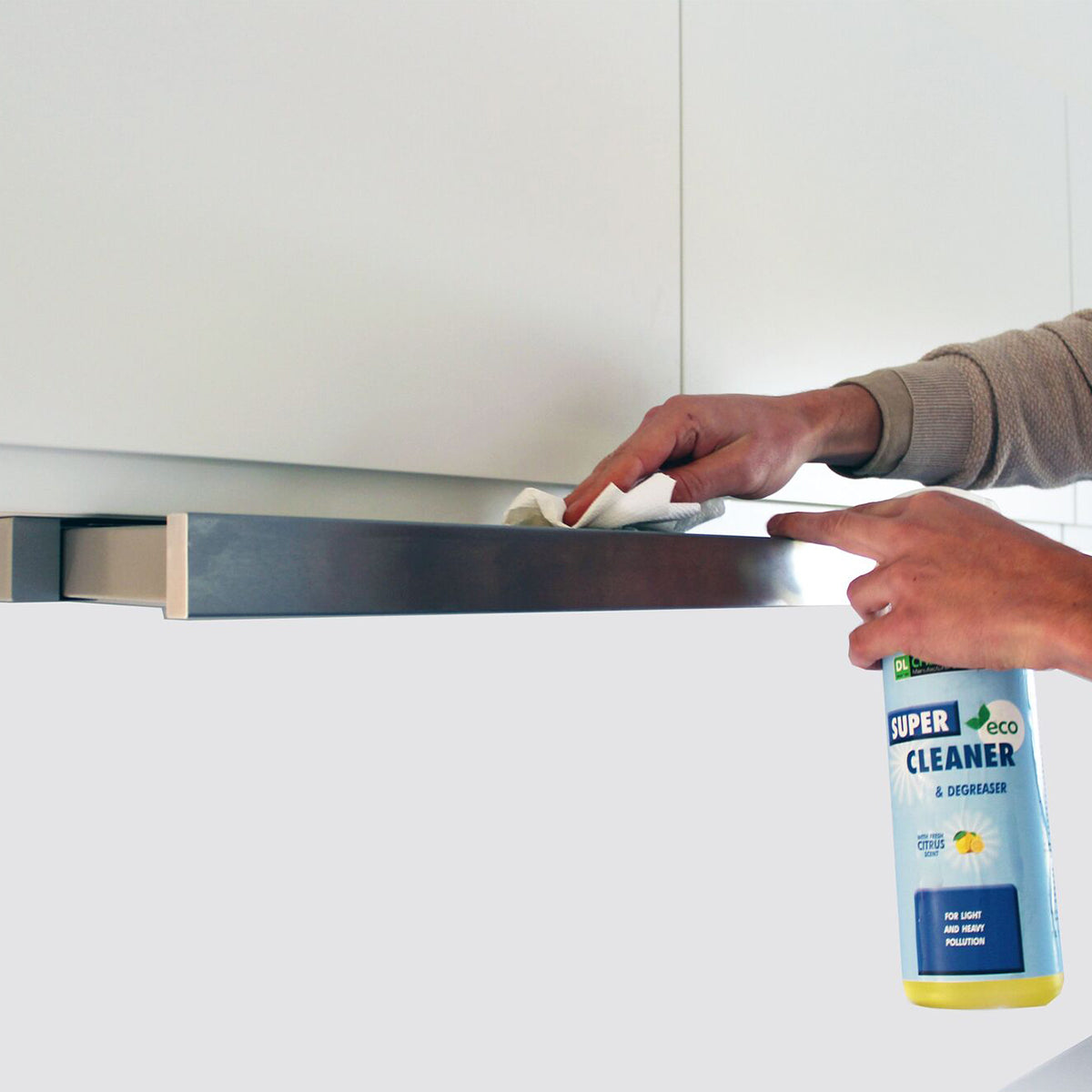 MULTI-PURPOSE SUPER CLEANER – Nettoyant universel puissant prêt à l’emploi