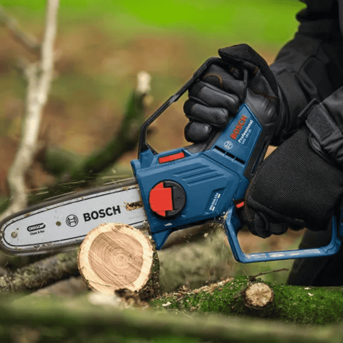 Coupe de l'Élagueuse Bosch PRO GKE 18V-20 – guide 20 cm – 18 V